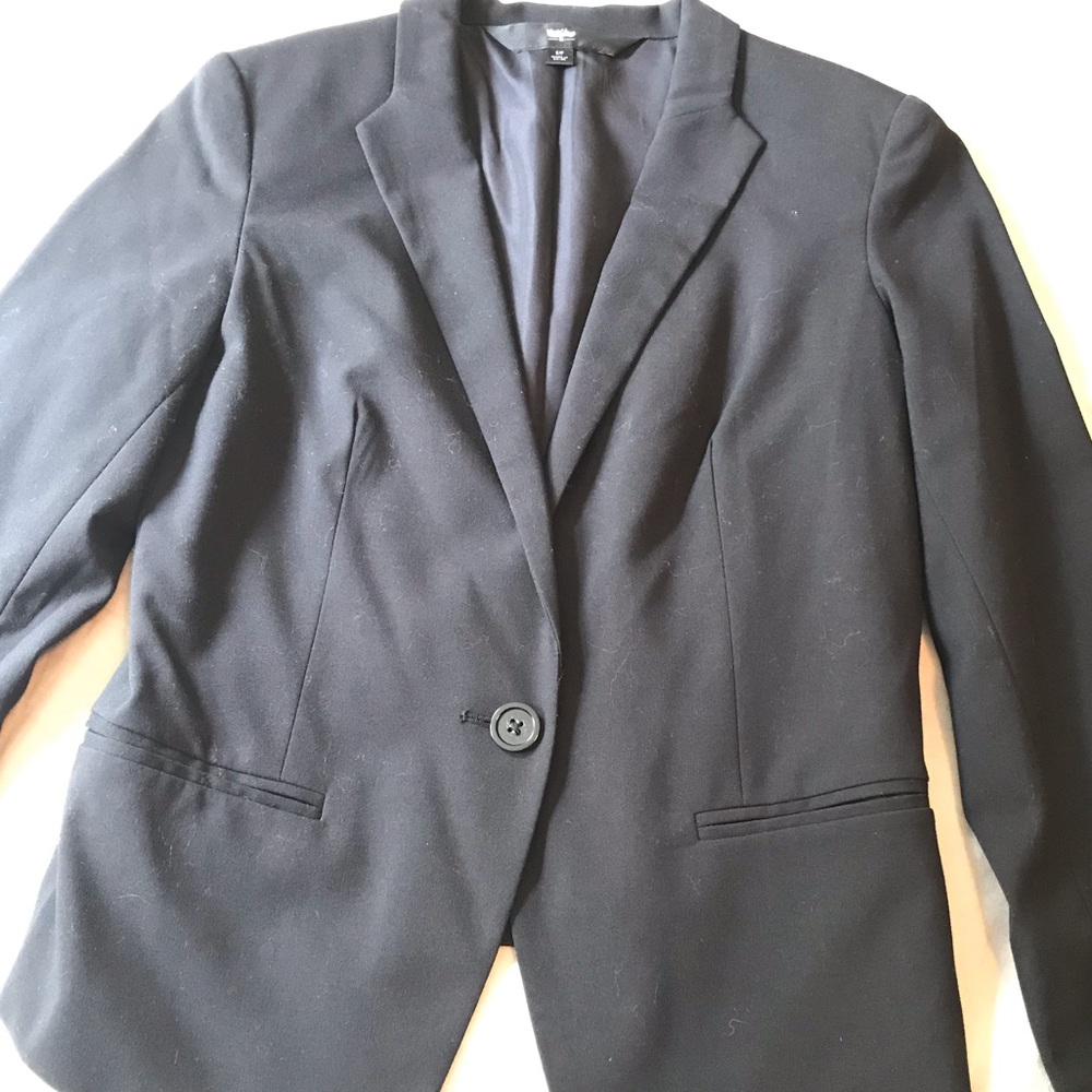 Cropped Blazer